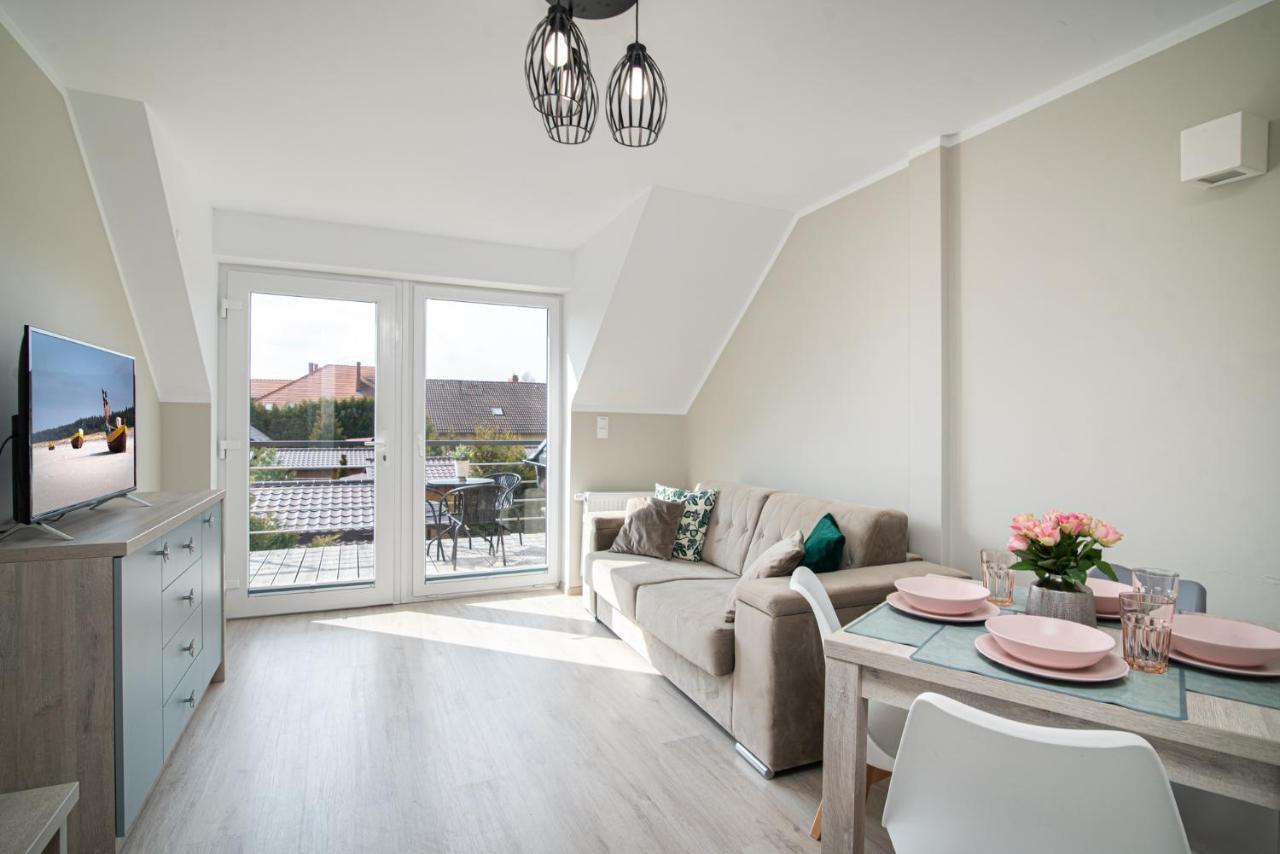 Roza Baltyku - Apartamenty I Pokoje A Debki Bagian luar foto