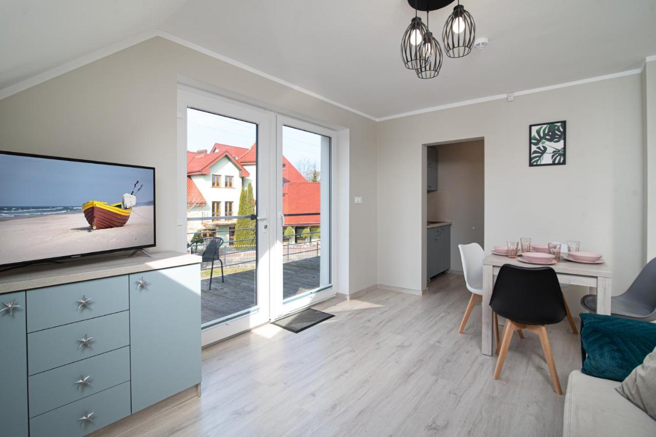 Roza Baltyku - Apartamenty I Pokoje A Debki Bagian luar foto